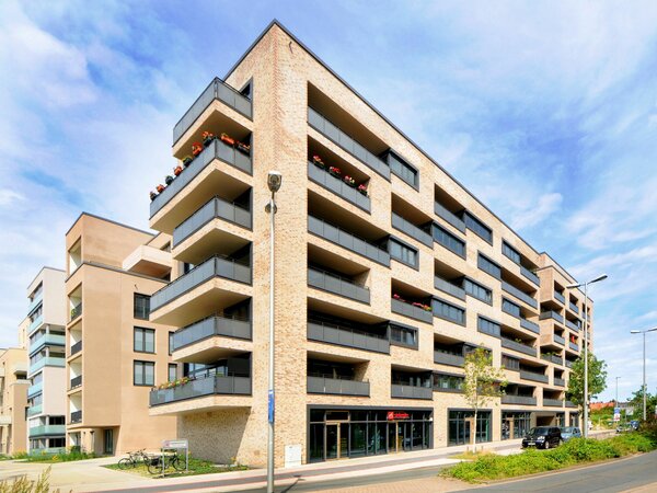 Foto LIST-PELIKAN | Luxuriöse 3-Zi.-Wohnung mit Süd-Loggia und West-Balkon; EBK gegen Abstand möglich